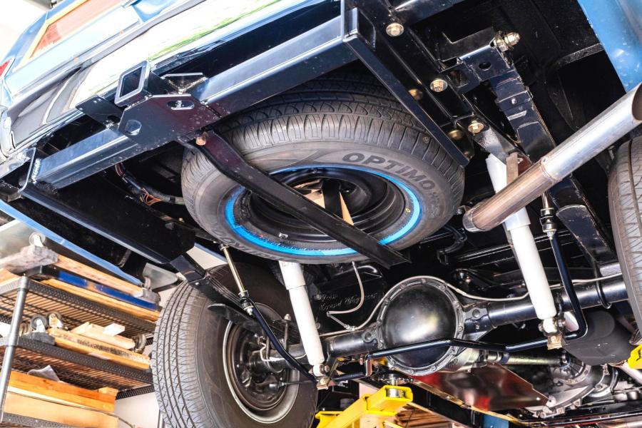 Детали экстерьера Jeep Grand Wagoneer LS1 V8 1984 года  (фото 152 из 179)